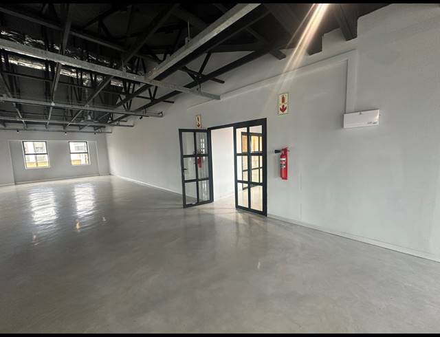 290M² OFFICE TO LET IN CENTURY CITY